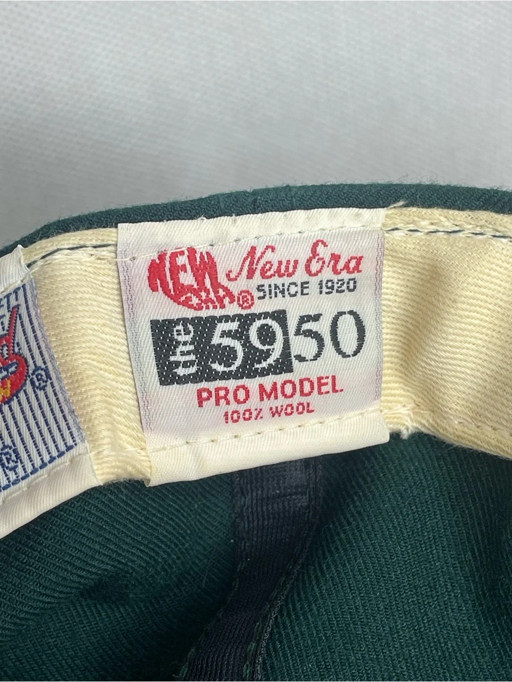 VTG USA New Era 59Fifty Oakland A's Wool Baseball Hat Sz 7⅜ Auth. On-Field Cap